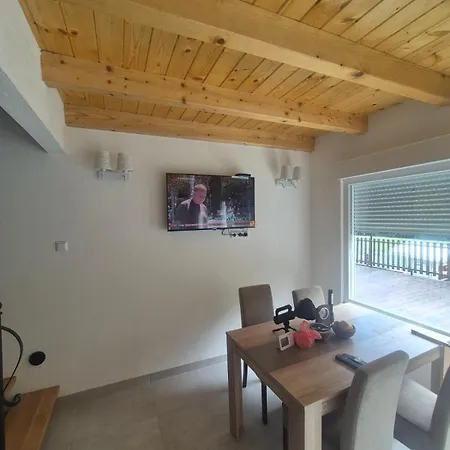 Vikendica Na Drini Kod Medjedje Casa de Férias Rogatica