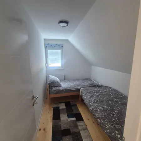Vikendica Na Drini Kod Medjedje Сasa de vacaciones