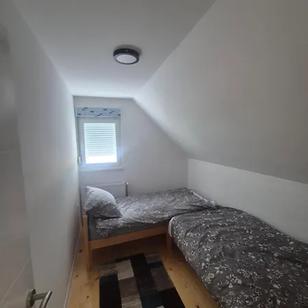 Casa de Férias Vikendica Na Drini Kod Medjedje Rogatica